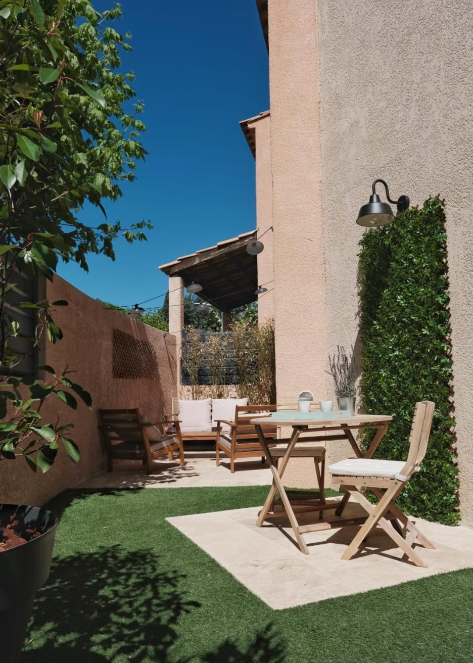 Studio Renove Avec Belle Terrasse Aix-en-Provence Kültér fotó